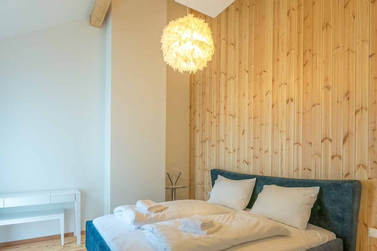 ห้องสวีท (incl. 138 Euro Cleaning Fee) | ห้องเก็บเสียง, Wi-Fi ฟรี, ผ้าปูที่นอน