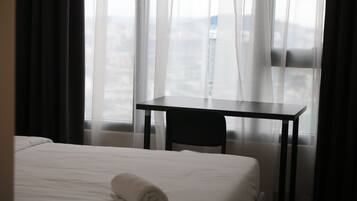 Free WiFi, bed sheets