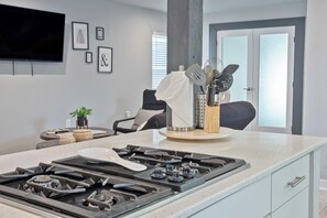 Interior - Stylish 4 Br/2Ba Renovated Home Near Downtown (San Antonio)