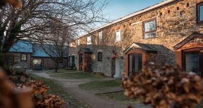 Spacious 3-Bed Holiday Cottage by the Sea