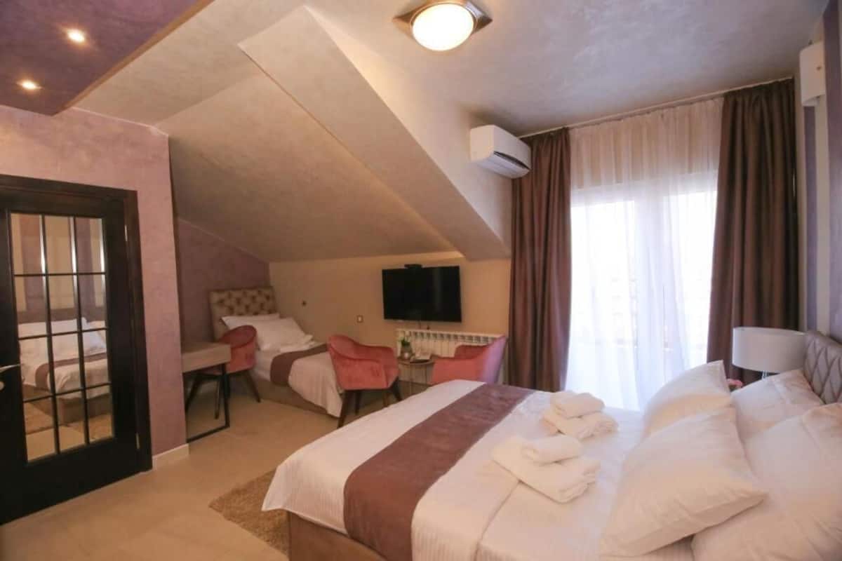 Dreibettzimmer