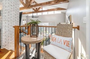 Interior - The Big Chill on Lake Norman (Mooresville)