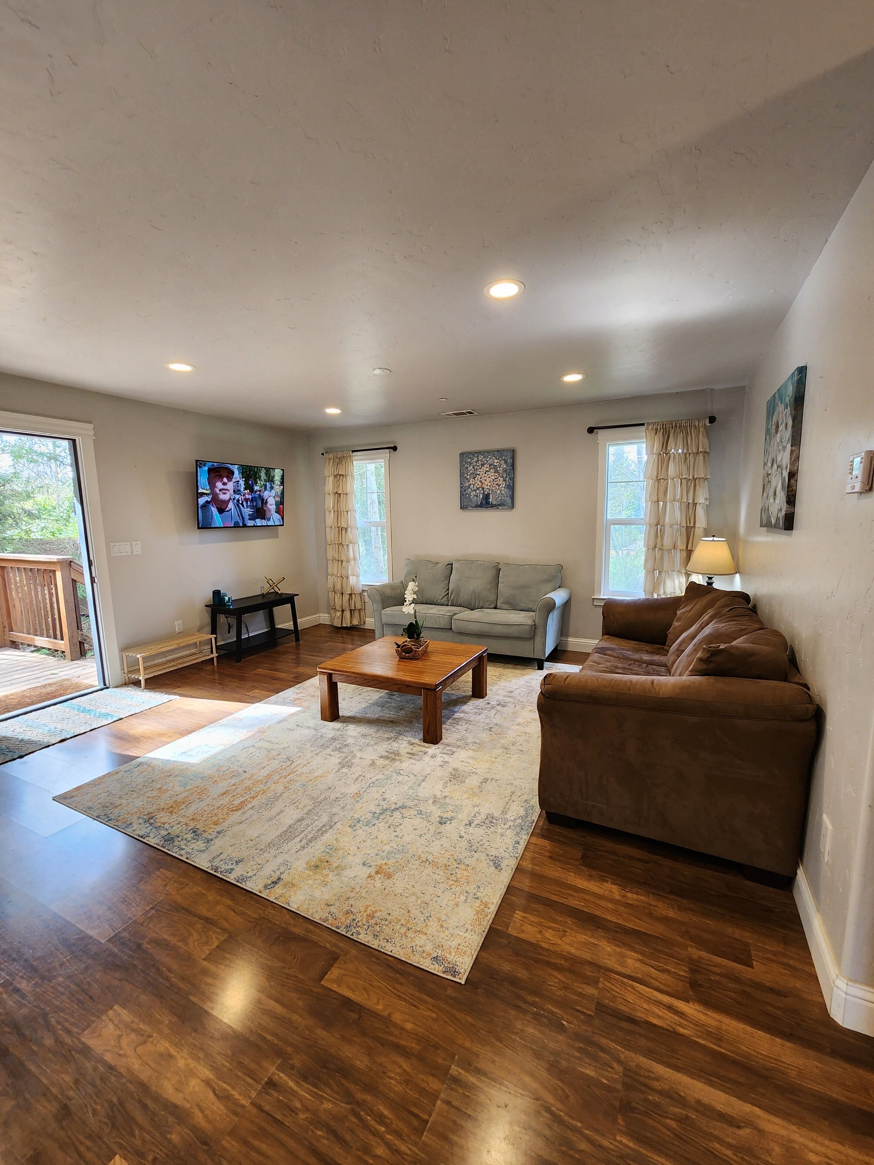 Cozy 2 bedroom in the Coastal Redwoods
