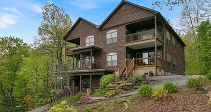 AMAZING MOUNTAIN FALLS RETREAT 3BR/2