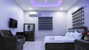 Rom – executive