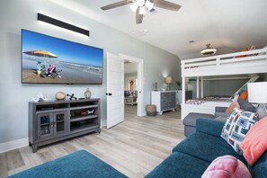 4 Schlafzimmer, kostenloses WLAN, Bettwäsche