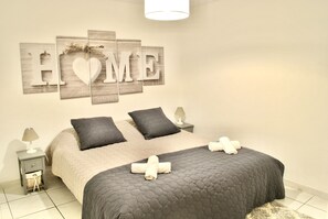 1 bedroom, iron/ironing board, free WiFi, bed sheets