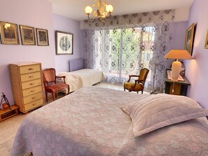 1 bedroom, iron/ironing board, free WiFi