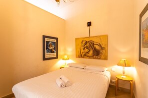 2 chambres, fer et planche à repasser, Wi-Fi gratuit