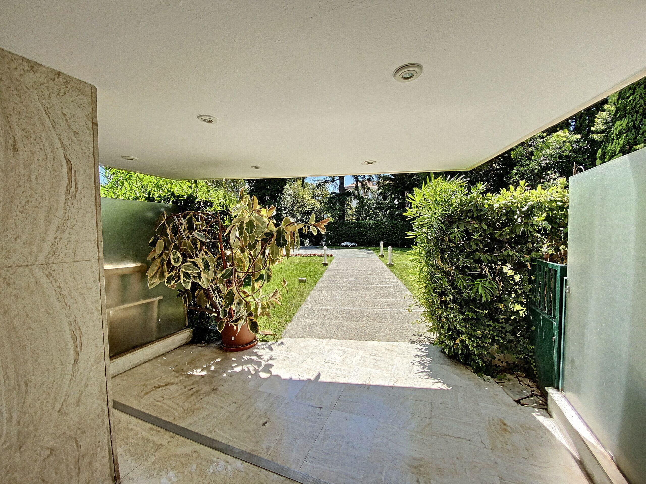 Enceinte de l’hébergement