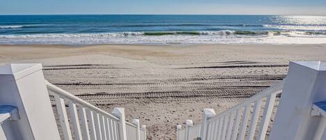 En la playa y toallas de playa