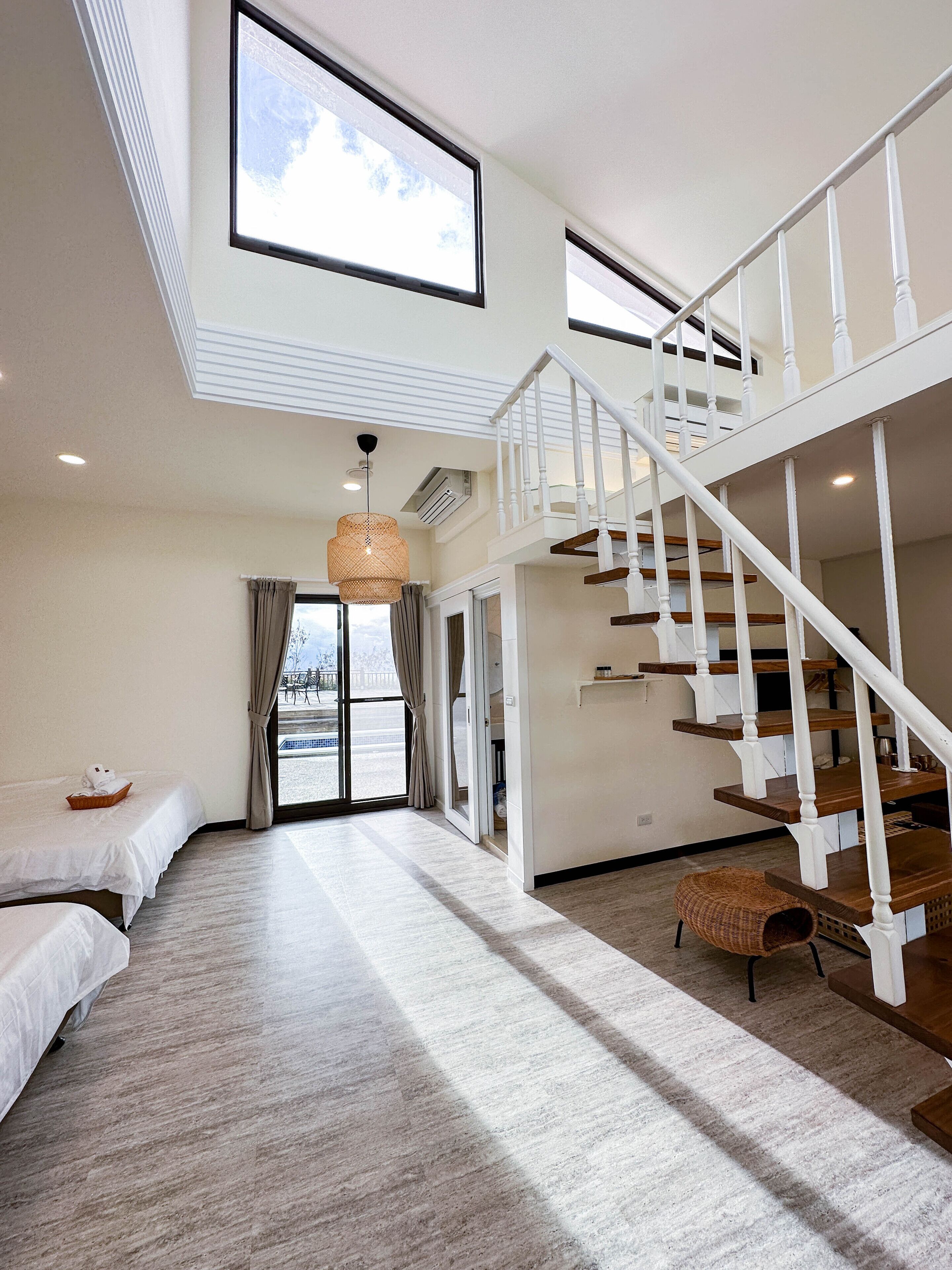 43-inch LED TV with digital channels, TV, Netflix