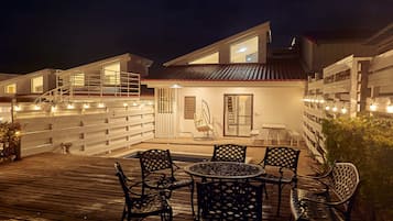 Family Cabin, Multiple Beds, Ocean View | Terrace/patio