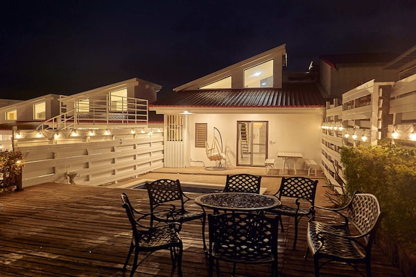 Cabin dành cho gia đình, nhiều giường, quang cảnh biển | Hiên
