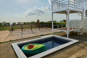 Outdoor pool - CLIFF VILLA (Hengchun)