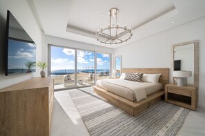 Luxury Condo, Beach View | Premium bedding, down duvets, individually decorated - Palm Cay Marina, Resort & Spa (Nassau)
