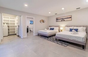 5 chambres, fer et planche à repasser, lit parapluie, Wi-Fi gratuit