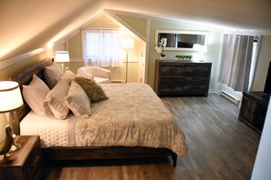 5 bedrooms, WiFi, bed sheets