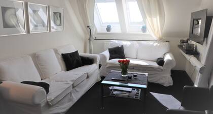 Hof Eckhorst, Wohnung Black and White