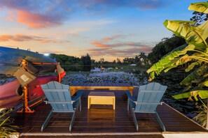 Property grounds - Two-House Lakefront Retreat w/Heated Pool, 6 Person Hot Tub, Kayaks & Fire Pit (West Palm Beach)