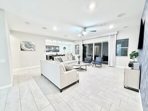 Smart-TV, peis og stereoanlegg