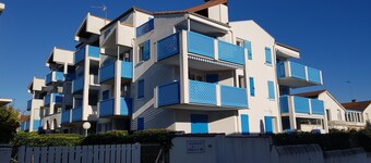 T2 apartment with garden, ROYAN, near seafront