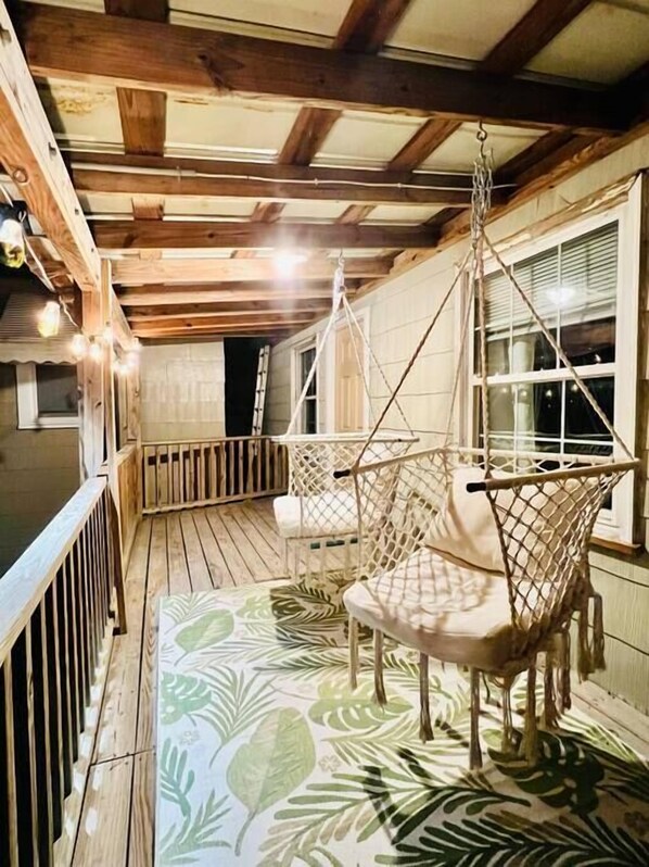 Property grounds - Coastal Casita by the River (New Bern)