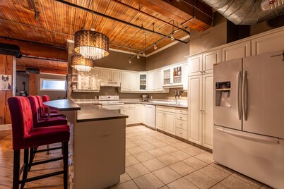 NYC Style Loft in Downtown Regina
