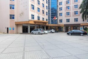 Free self-parking - Tianma Hotel (Shantou)