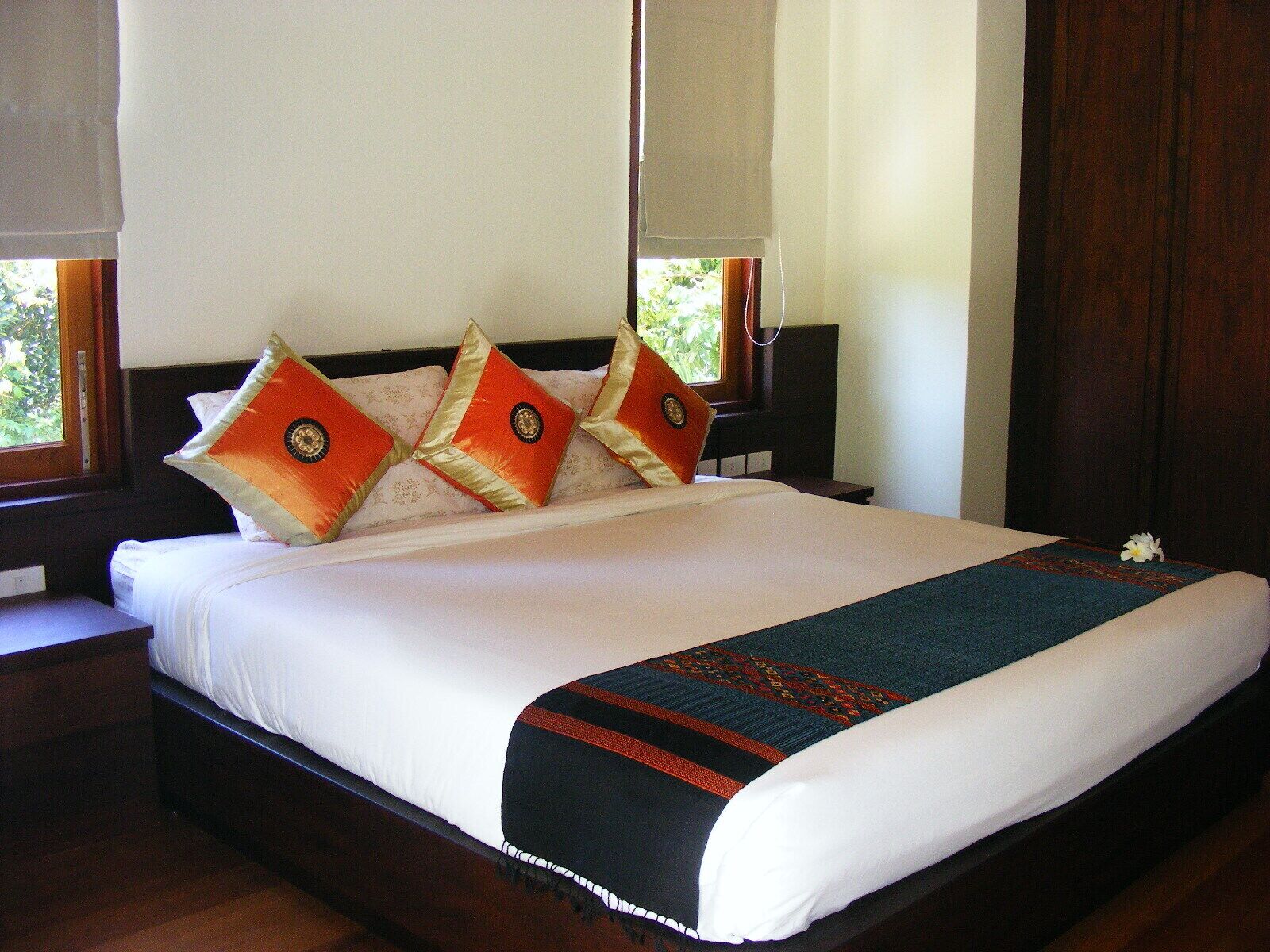 2 bedrooms, in-room safe, free WiFi, bed sheets