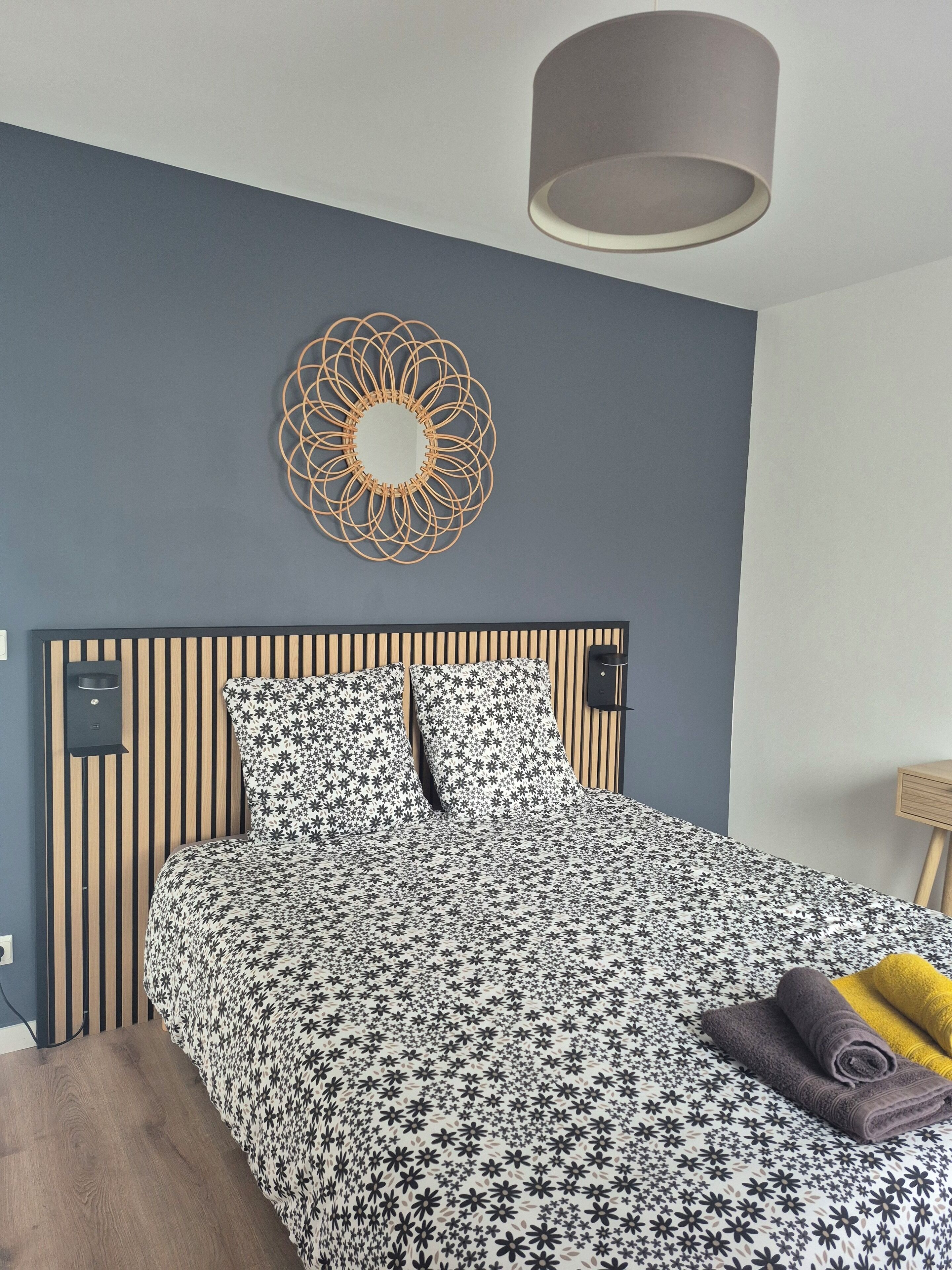 3 bedrooms, iron/ironing board, travel crib, free WiFi