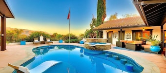 20% Off June 1-5! Perfect 4 Families Pool, Jacuzzi