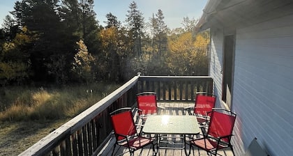 Beautiful Location, super close to hiking trails as well as breathtaking scenery