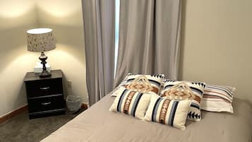 4 bedrooms, free WiFi, bed sheets