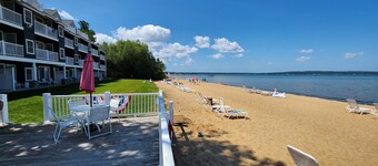 Beachfront, Balcony, Fireplace! - North Shore Inn Unit 204