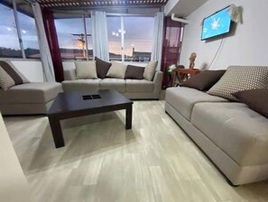 TV