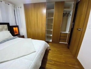 2 bedrooms, WiFi, bed sheets