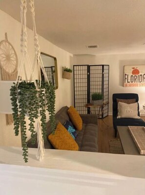 Living area - 2BR “Old Florida” beach house 2nd floor (Cape Canaveral)