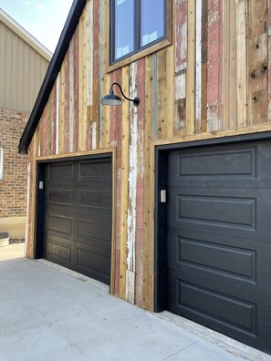 Exterior detail - Adorable Brand New Studio Barn Loft with Full Kitchen and Bath (Provo)