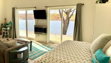 4 chambres, bureau, fer et planche Ă repasser, lit parapluie