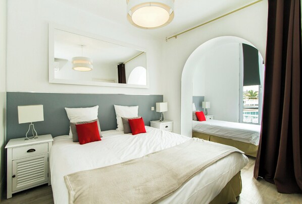 1 bedroom, iron/ironing board, bed sheets