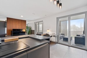 公寓 | 私人廚房 | 雪櫃、微波爐、焗爐、爐具