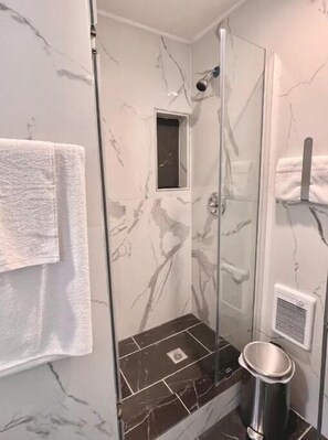 Shower - Elegant Square (Philadelphia)