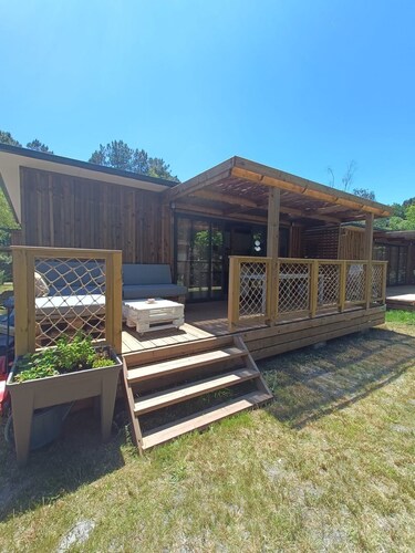 6-person chalet 20 minutes from Contis Plage