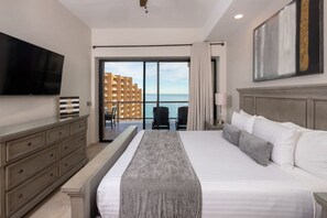 3 bedrooms, desk, iron/ironing board, free WiFi - Luxury Las Palomas Oceanview Condo - Phase 2 (Puerto Peñasco)