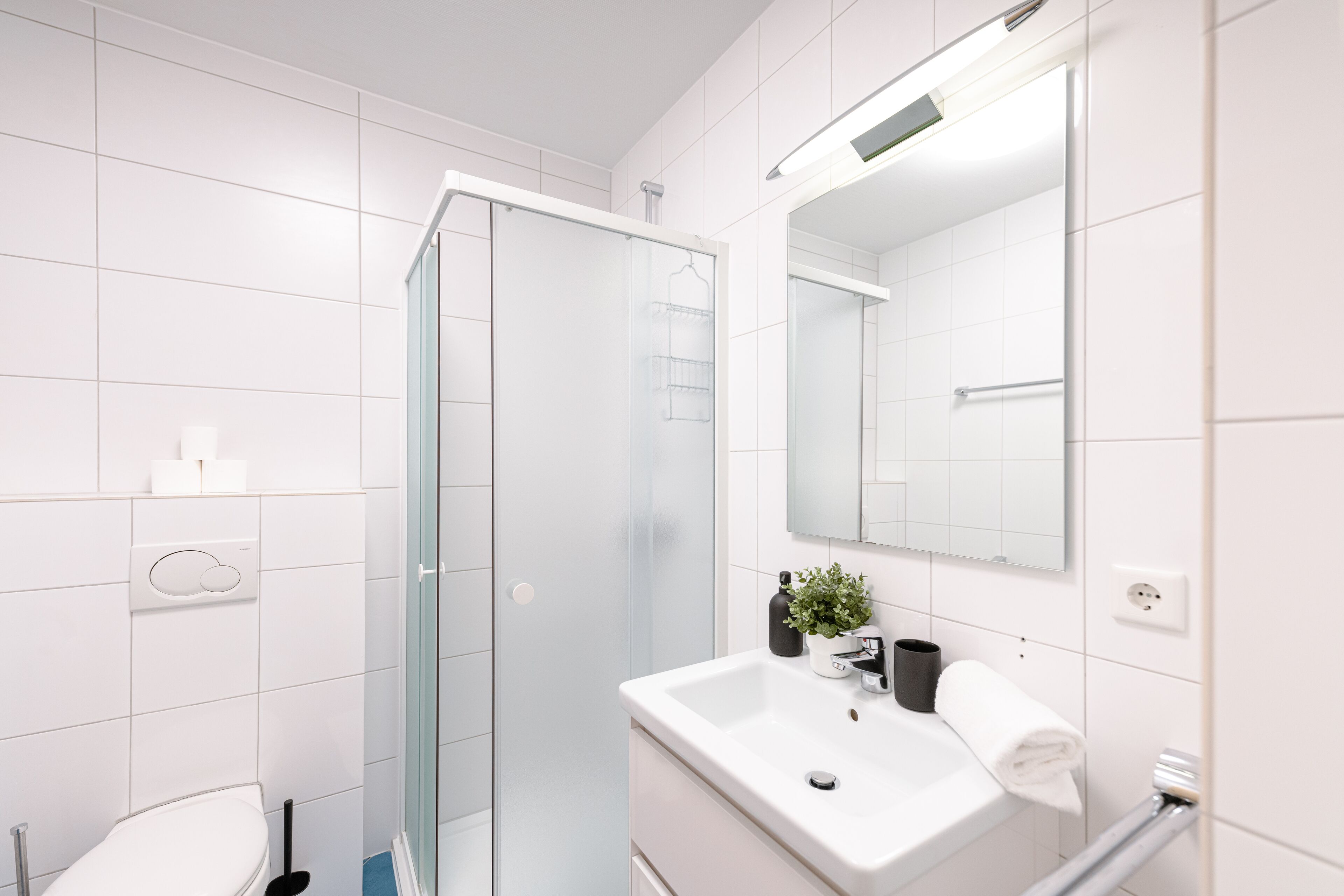 Business Leisure 1BR Esch-sur-Alzette