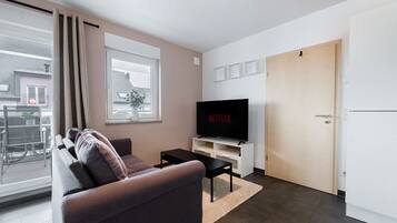 Apartment | Living area | Smart TV