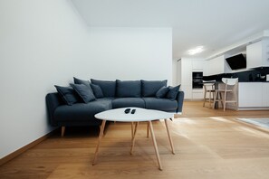 Apartment | Wohnbereich | Smart-TV