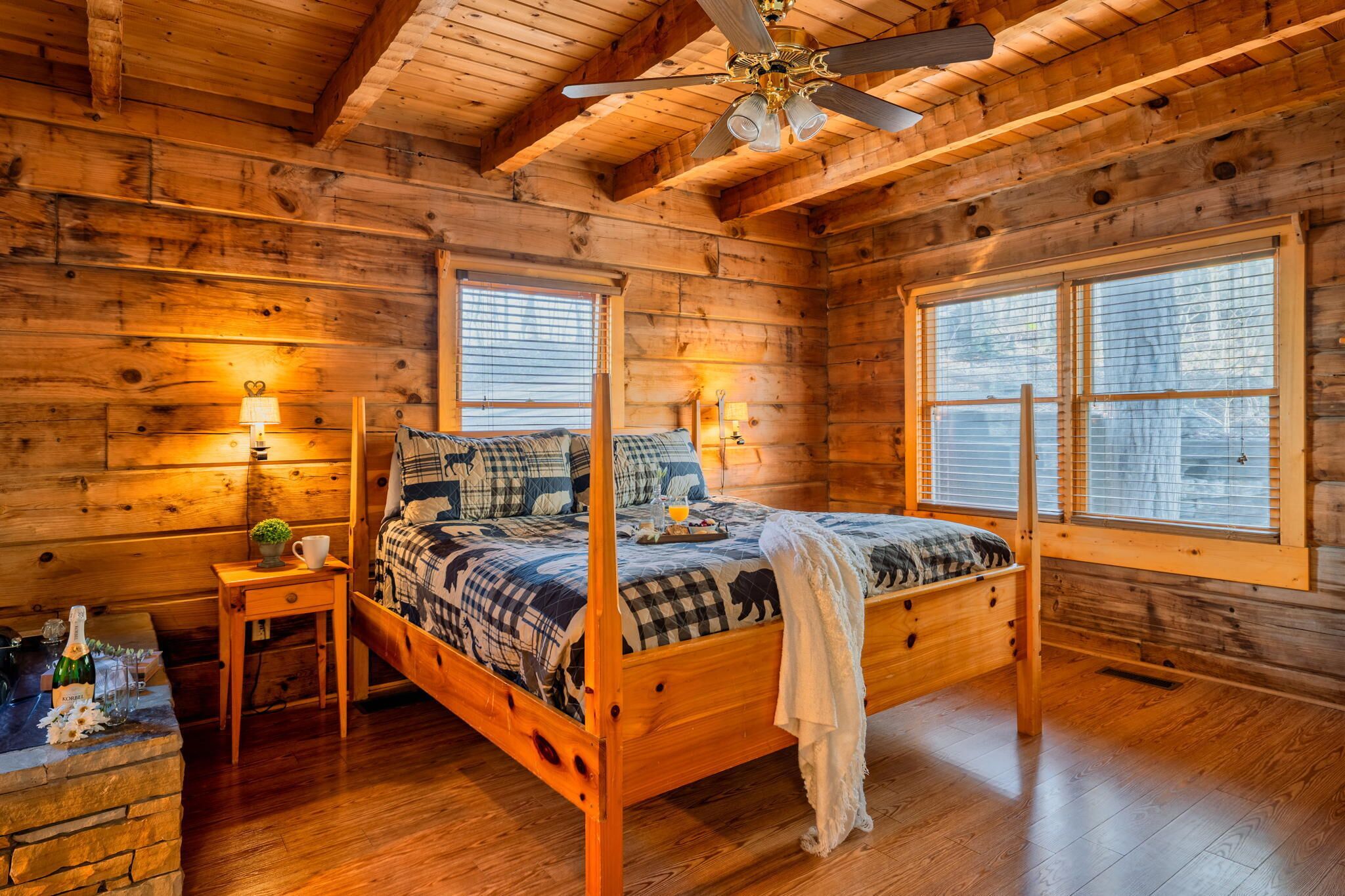 4 bedrooms, free WiFi, bed sheets