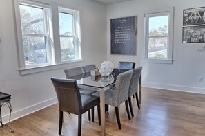 Dining - Completely renovated in early 2021! (Rehoboth Beach)